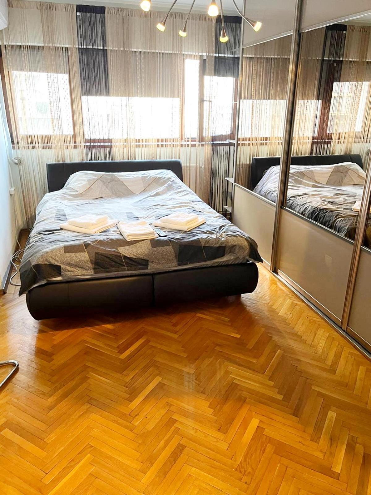 Romana 100 Sqm Deluxe Apartament Букурещ Екстериор снимка